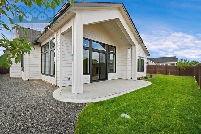 Building Photo - 10642 W Lothbury Dr