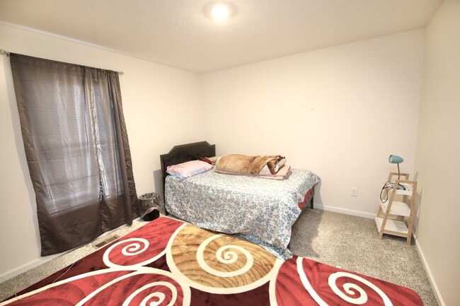 Building Photo - 216 Old Bay Dr