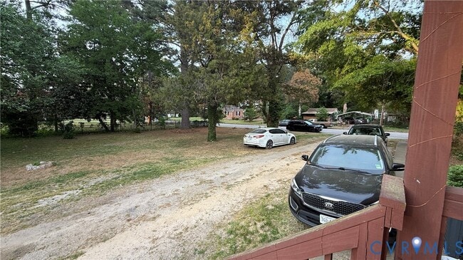 Building Photo - 335 Claremont St