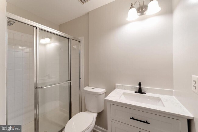 Building Photo - 43792 Sunset Terrace