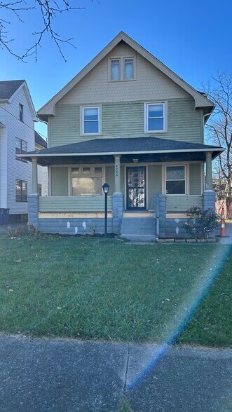 Primary Photo - 4288 E 128th St