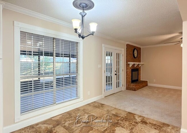 Building Photo - 7865 Apollo Dr