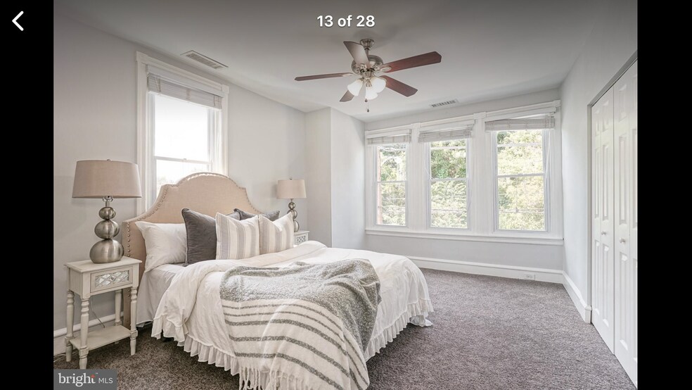 Building Photo - 217 Shurs Ln