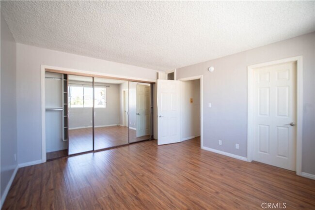 Building Photo - 10614 Eastborne Ave