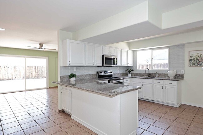 Building Photo - 4031 N 81st Ave