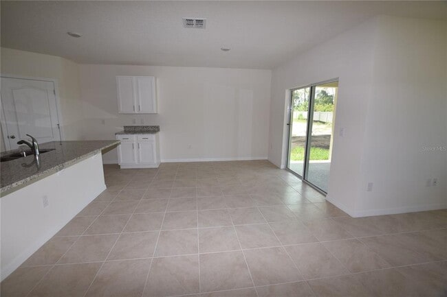 Building Photo - 3330 Eastgrove Ter