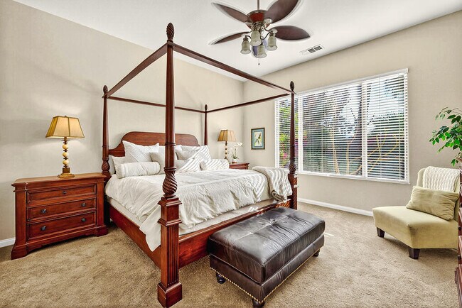 Building Photo - 40856 Calle Desierto