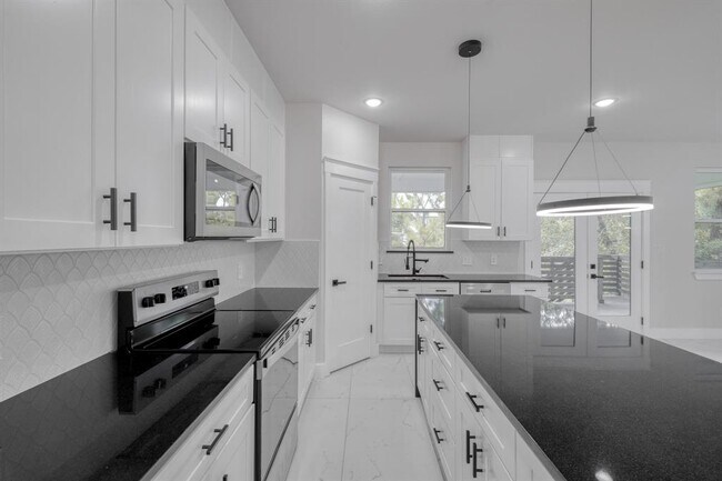 Building Photo - 308 Makaha Dr