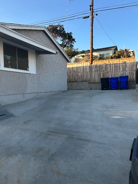 Building Photo - 532 S 39th St