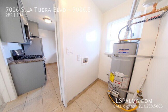 Building Photo - 7006 S La Tijera Blvd