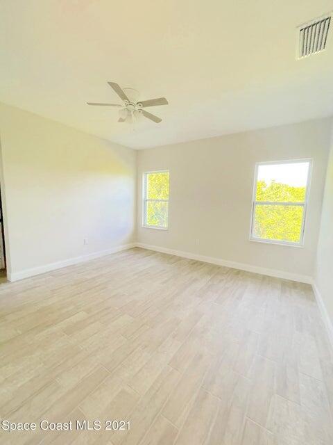 Building Photo - 847 Willowwood Ave