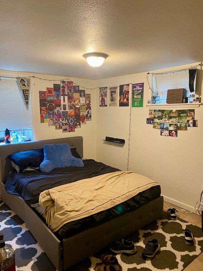 Building Photo - Available for 2026-2027 Fall Pre-Leasing! ...