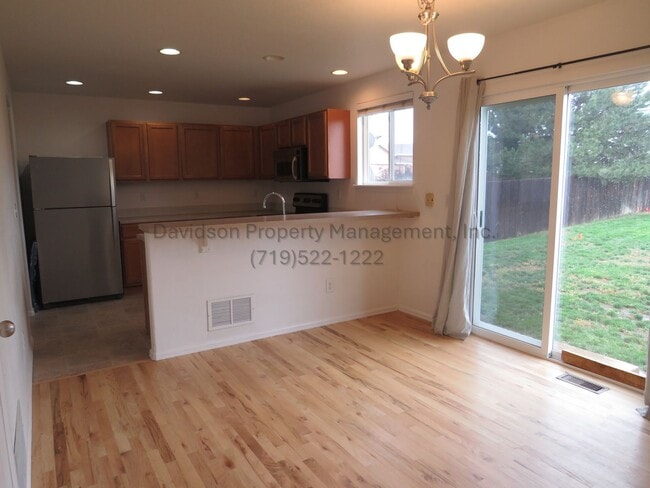 Building Photo - Charming 3 Bedroom House in Stetson Hills