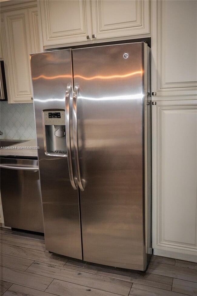 Building Photo - 7849 SW 103rd Pl