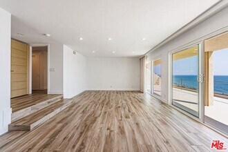 Building Photo - 18055 Coastline Dr