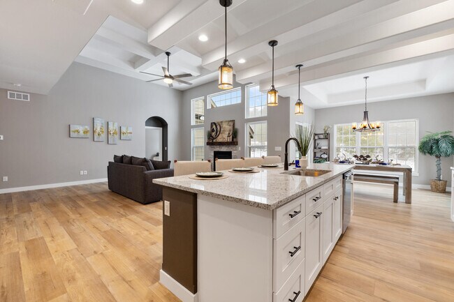 Building Photo - 1793 Cedar Ridge Dr