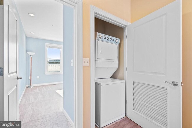 Building Photo - 1350 Monroe St NW