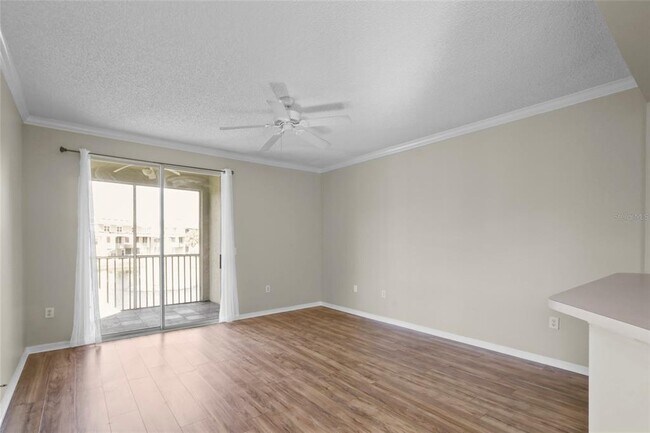 Building Photo - 5681 Bentgrass Dr