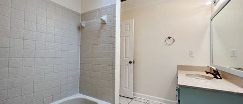 Building Photo - 358 Evergreen Pl