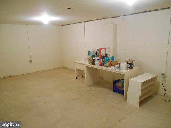 Building Photo - 47 Marsh Woods Ln