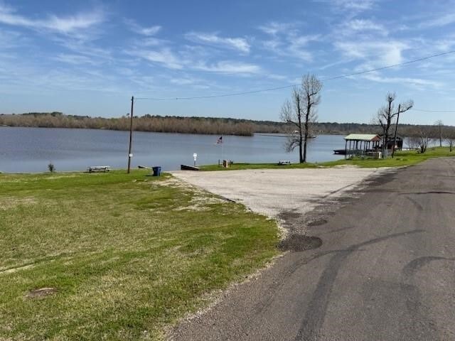 Building Photo - 249 W Oak Lee Dr