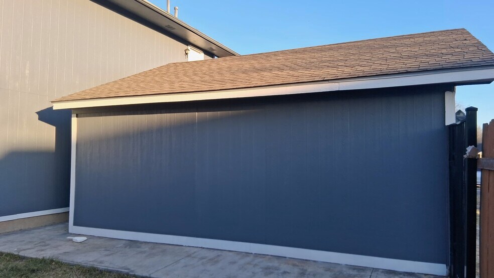 Building Photo - 2107 Conestoga Trl