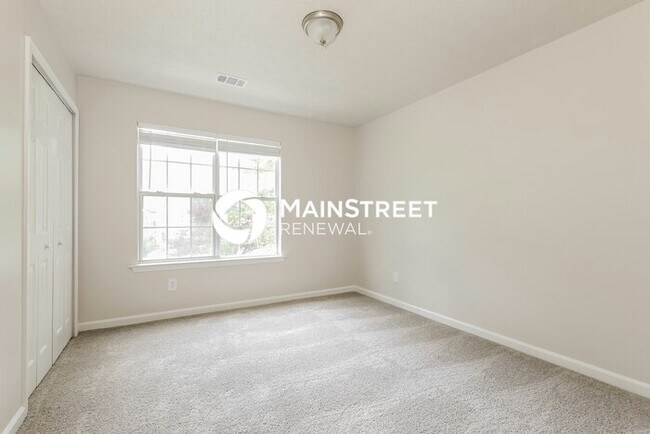 Building Photo - 5 Bedroom Pet-Friendly Home in McDonough, ...