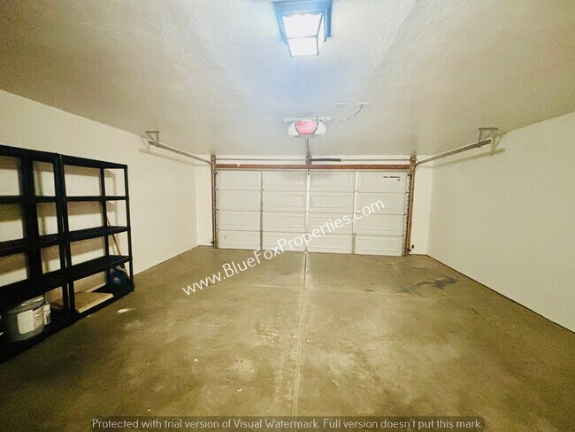 Building Photo - 5670 S Lemon Tree Dr