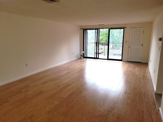 Building Photo - 30 Revere Beach Pkwy