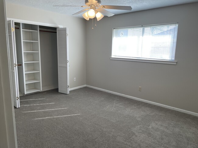 Building Photo - 870 Fenway Park