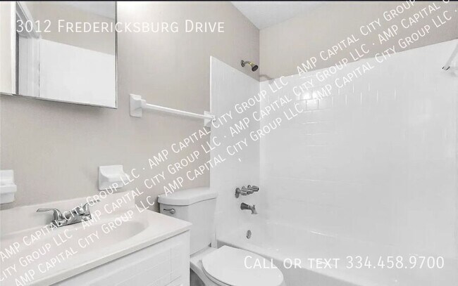 Building Photo - 3012 Fredricksburg Dr