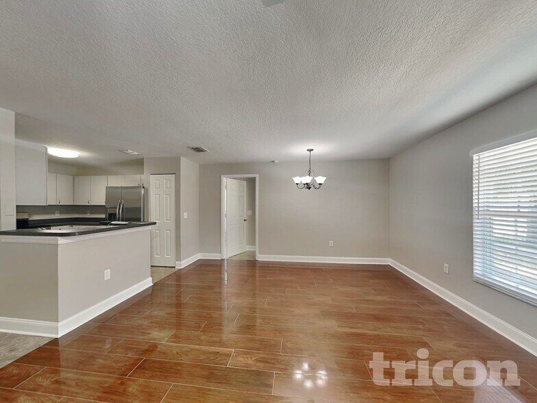 Building Photo - 2313 Pleasure Run Dr