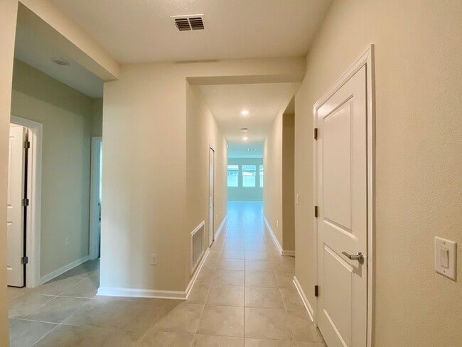 Building Photo - Awesome New House for Rent
