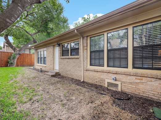Building Photo - 108 South Henderson Avenue