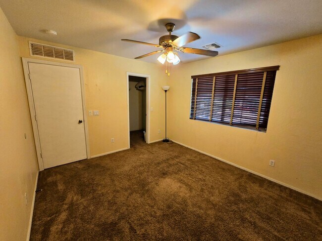 Building Photo - STUNNING 4 Bed, 2.5 Bath Oasis with Pool Your Dream Home Awaits!