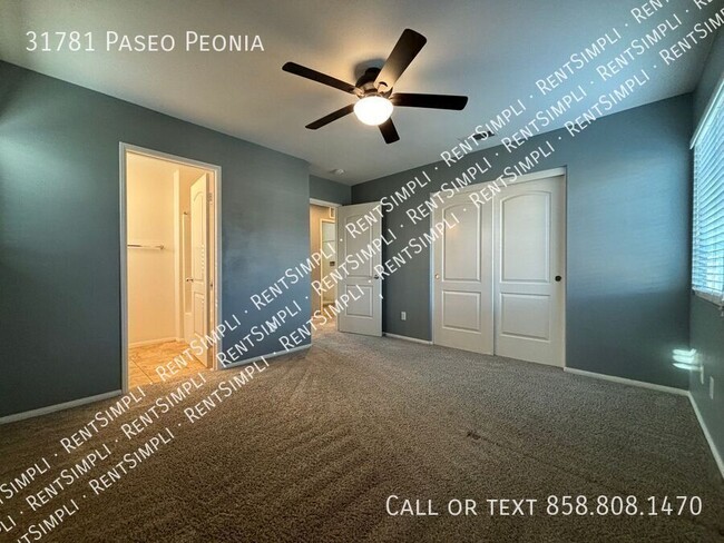 Building Photo - 2 BR 2.5 BA Condo located in The Paseos at...