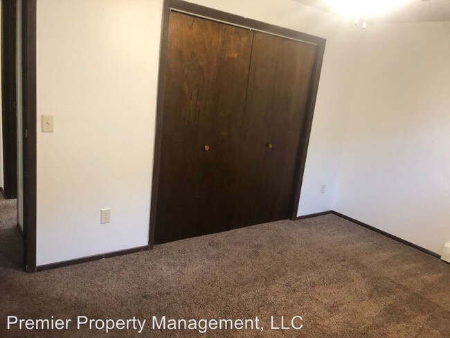 Building Photo - 1510 1st Ave NW