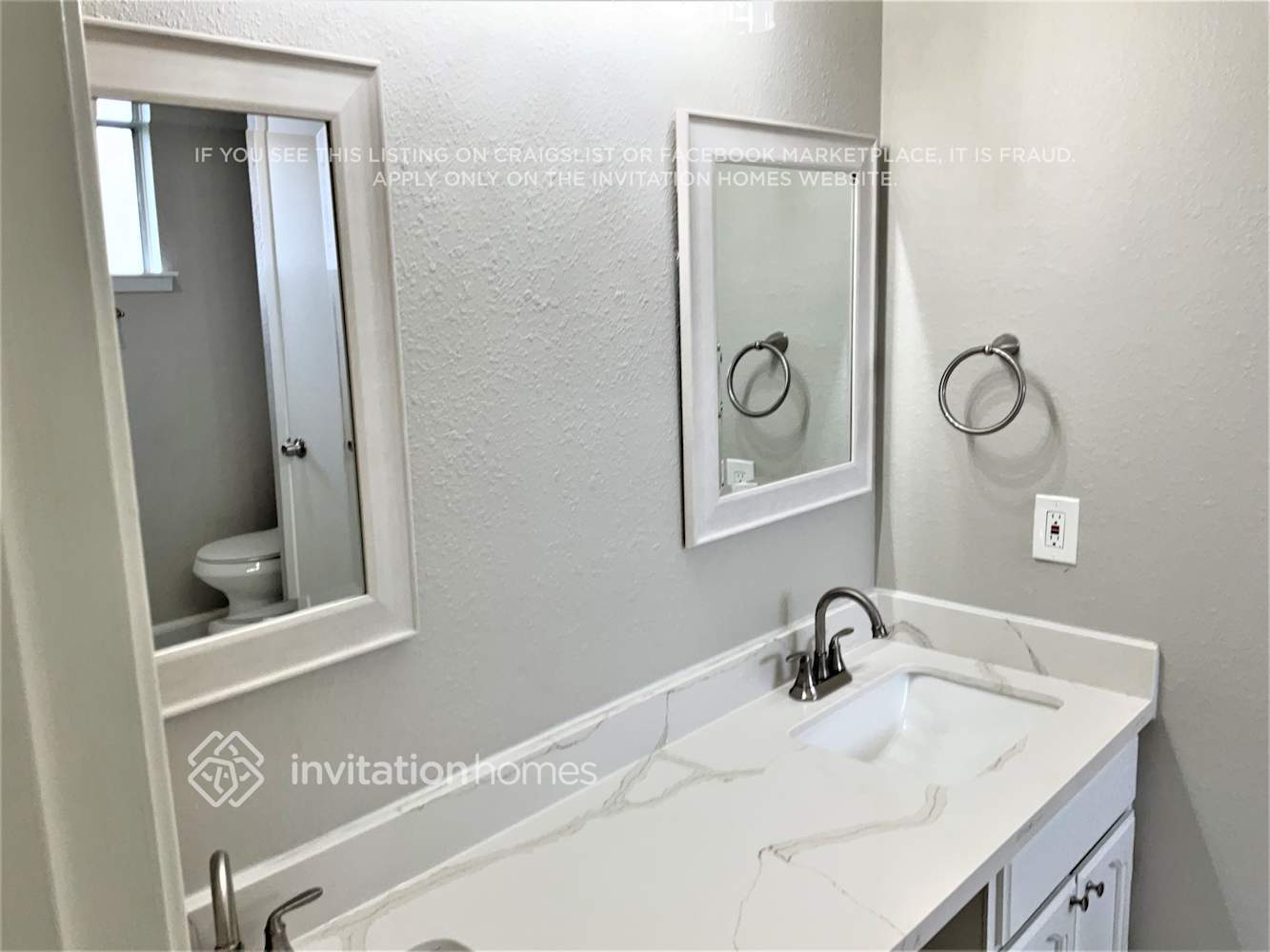 Building Photo - 2326 Meade Ct