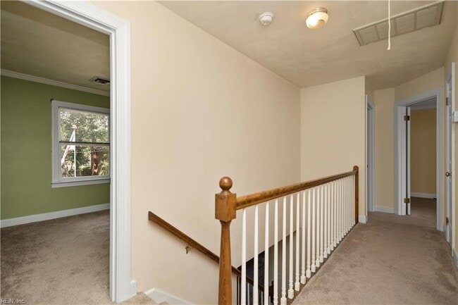 Building Photo - 4125 Duke of Gloucester Dr