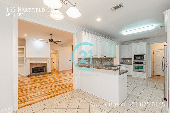 Building Photo - 4 Bed/3 Bath Home in Hartfield