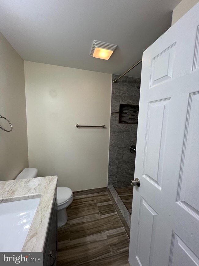 Building Photo - 7509 Cove Point Way