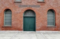 Building Photo - 4 Pallas St