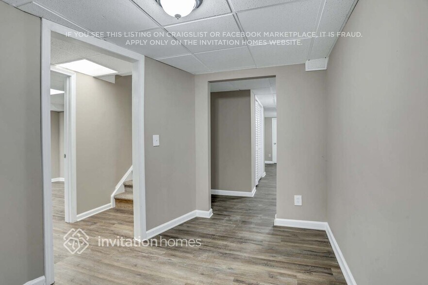 Building Photo - 1222 Raleigh Ct