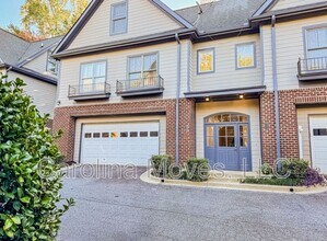 Building Photo - 706-B Bennett St