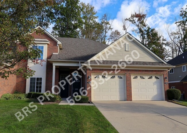 Primary Photo - Shelby Twp 2 bedroom, 2 bath condo for lease.