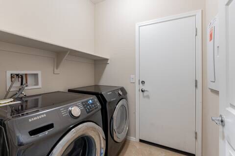 Building Photo - 25931 W Oraibi Dr