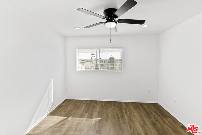 Building Photo - 15314 Gault St