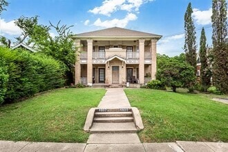 Building Photo - 4809.5 Reiger Ave