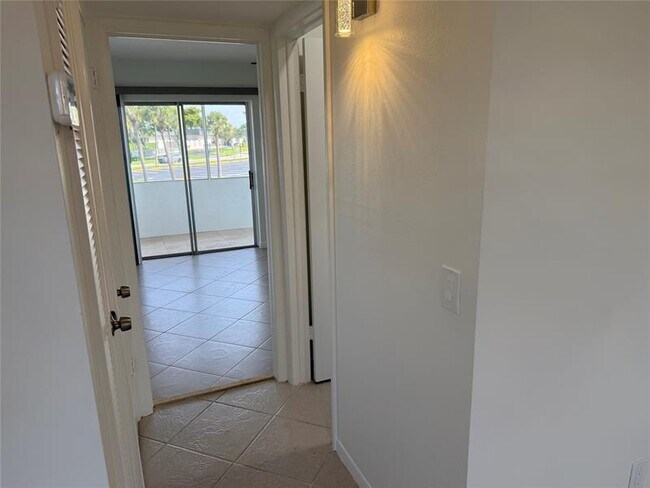 Building Photo - 768 Normandy Trail