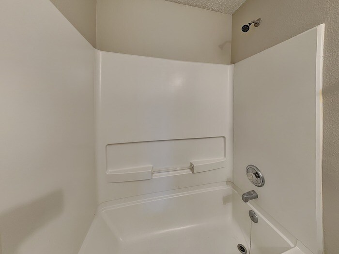 Building Photo - 7938 Hydrangea Ct